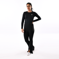 Top a maniche lunghe senza tempo