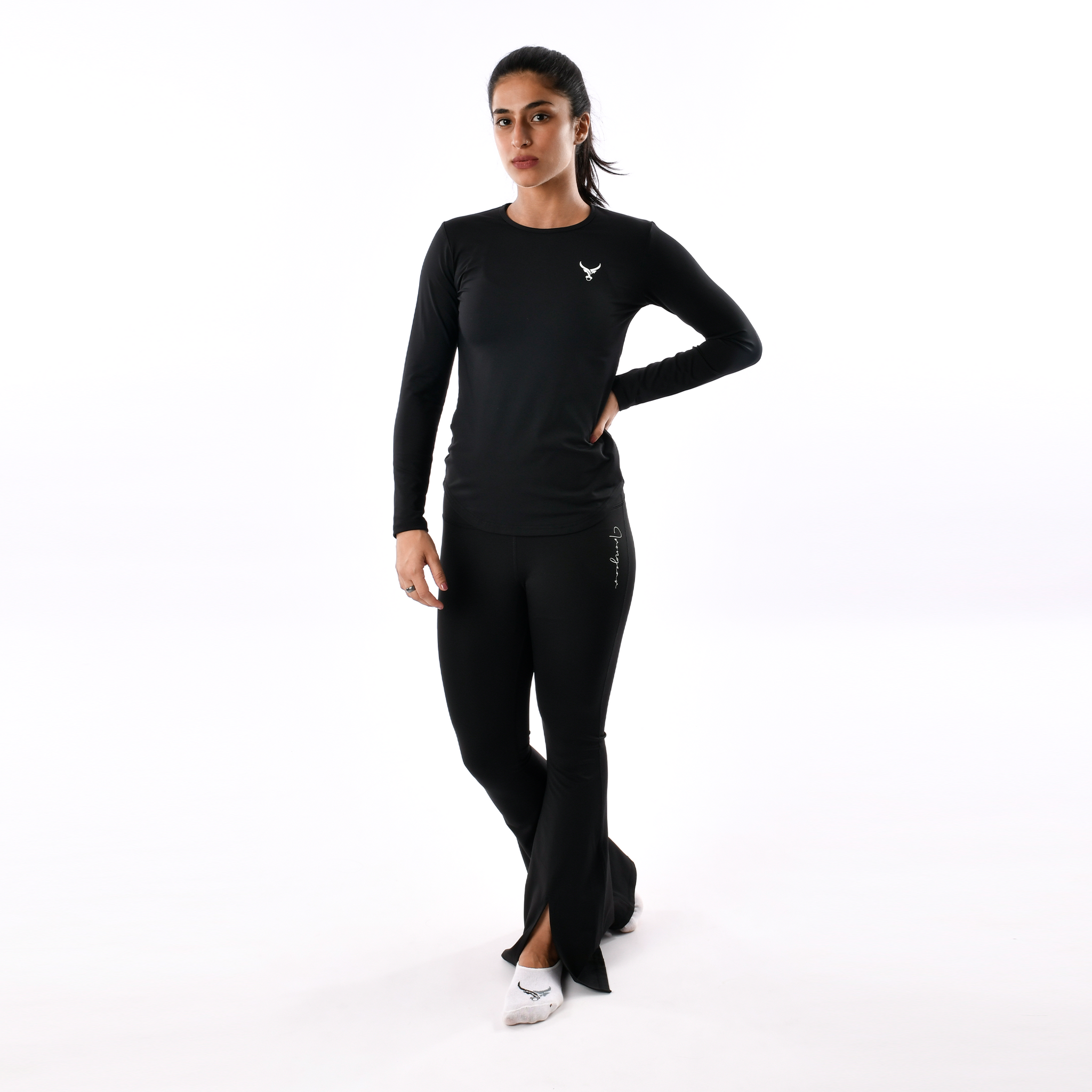 Top a maniche lunghe senza tempo