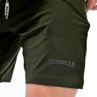 Shorts aus Laser-Mesh