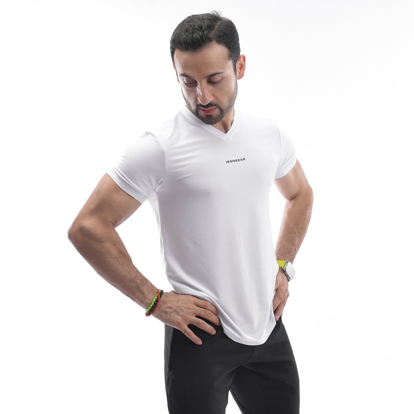 Maglietta Odin con scollo a V