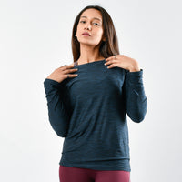 Action-Top mit U-Boot-Ausschnitt